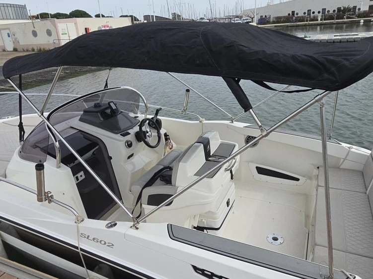 Pronájem lodi Karnic 602 sl cruiser v Port-Camargue na Samboatu