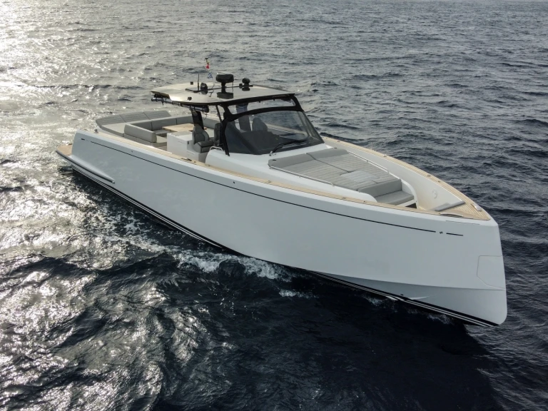 Pronájem lodi Pardo Yachts Pardo 50 v Cannes na Samboatu