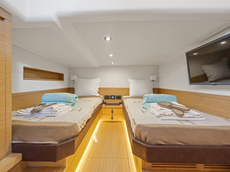 Pronájem Motorová loď Pardo Yachts s licencí