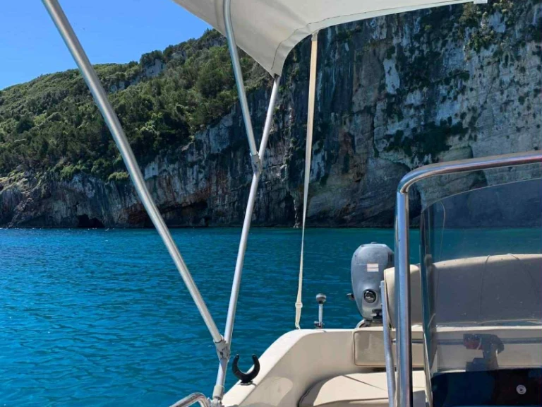 Pronájem lodi Ranieri Ranieri 500 Open v Zakynthos  na Samboatu