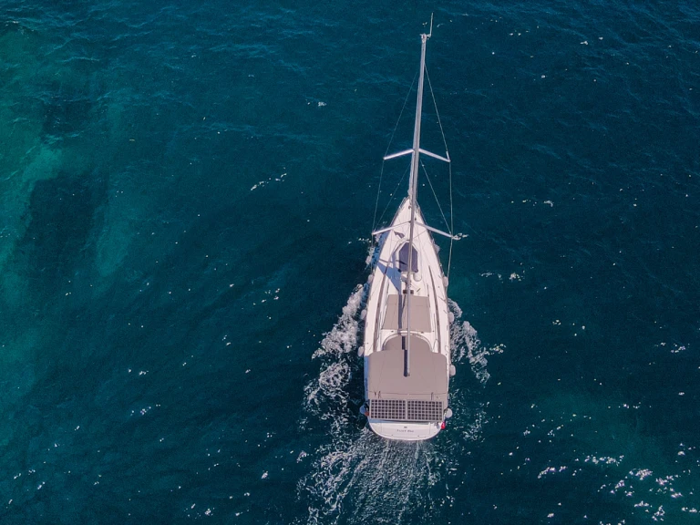 Pronájem Plachetnice Bavaria s licencí