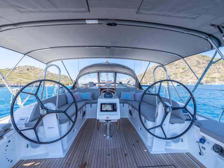 Bavaria Cruiser 46 jednotlivci a charterové společnosti v Göcek 