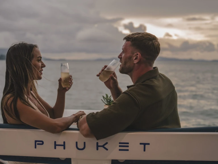 Pronajmout Motorová loď se skipperem či ne Galeon v Ko Kaeo (Koh Kaeo)