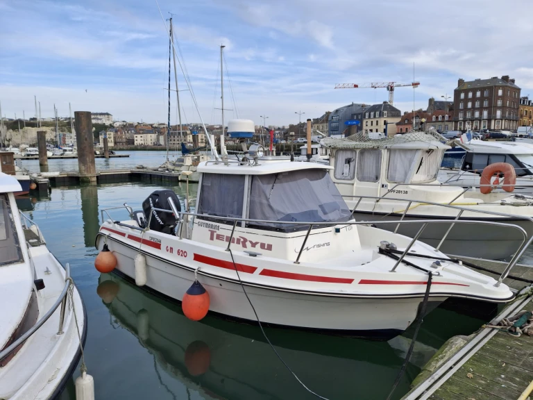 Pronajmout si Guymarine GM 620 v Dieppe