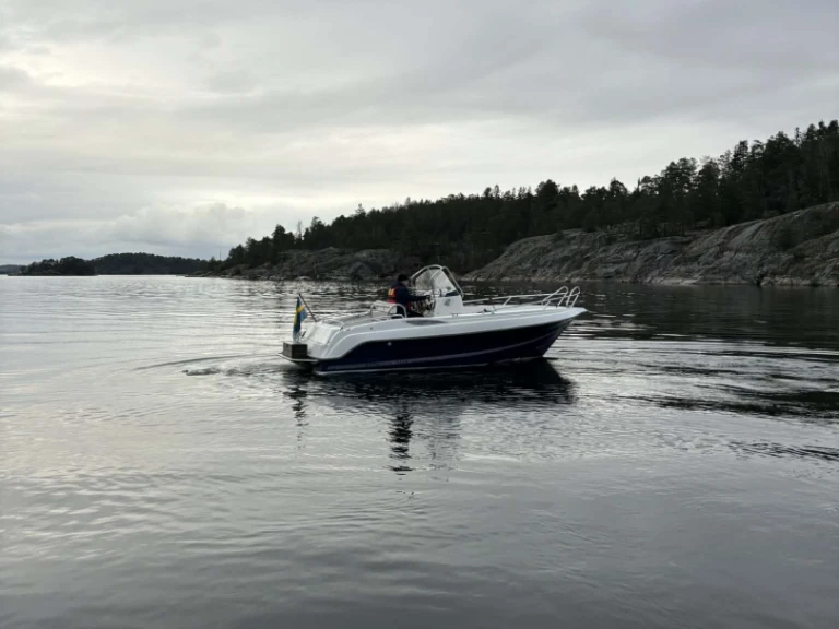 Pronajmout si Uttern S64 Exklusive  v Stockholm