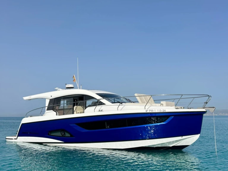 Pronájem Motorová loď v Palma de Mallorca -Sealine Sealine C 39