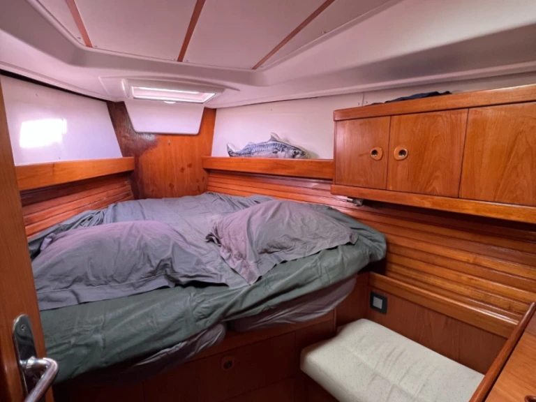 Pronajmout si Wauquiez Centurion 40 S v Toulon Port