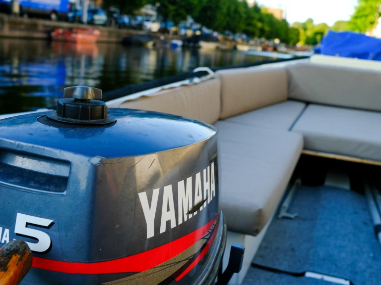 Pronajmout si Polyvalk Ottenhome v The Hague