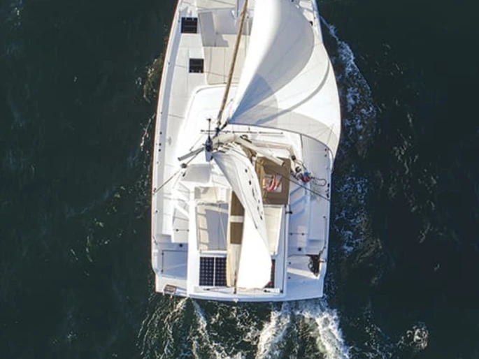 Pronájem jachty v Le Grau-du-Roi -Bali Bali Catspace Voile na Samboatu