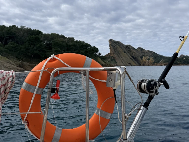 Cnb-Bordeaux lagoon 570 jednotlivci a charterové společnosti v La Ciotat