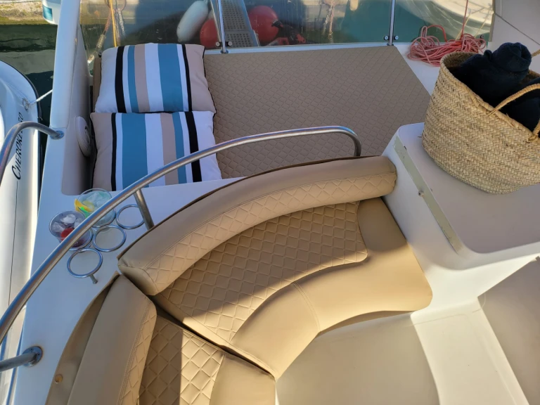 Pronajmout si Rodman Rodman 44 Fly v Marbella