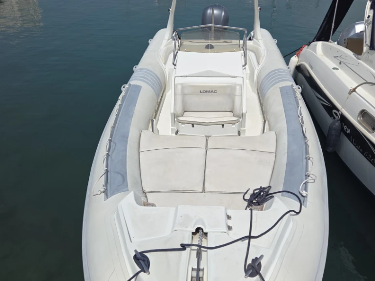 Pronájem lodi Lomac NAUTICA 8 v Toulon na Samboatu