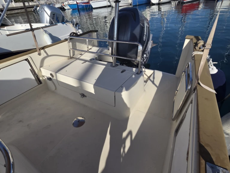 Pronájem lodi Rhea Rhea v Toulon na Samboatu