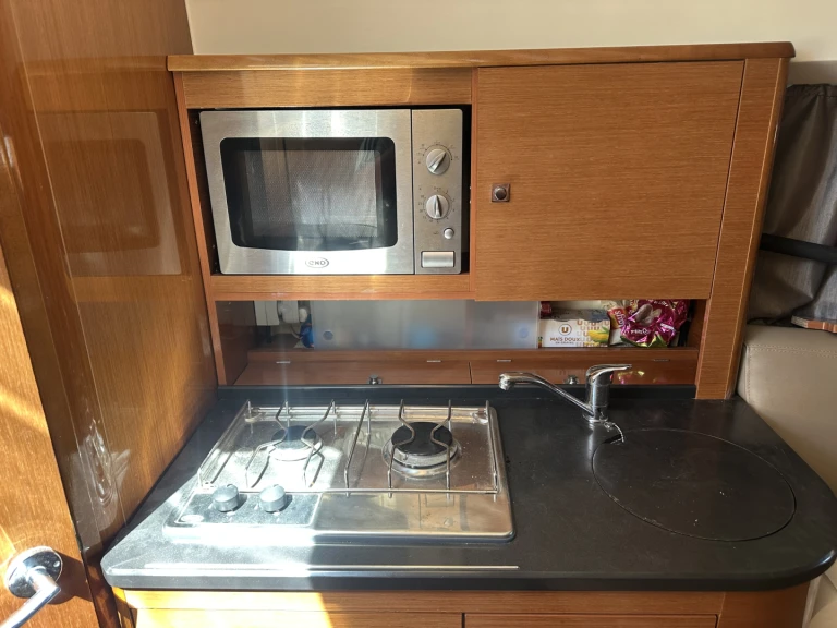 Pronájem jachty v Mandelieu-la-Napoule -Jeanneau Leader 8 na Samboatu