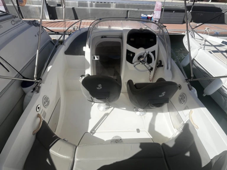 Pronájem jachty v Sitges -Zodiac Medline 2  na Samboatu