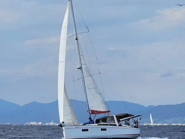 Pronájem lodi Bénéteau Oceanis 38.1 v l'Escala na Samboatu