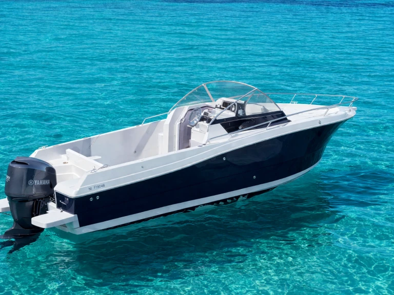 Pronájem Motorová loď Pacific Craft s licencí