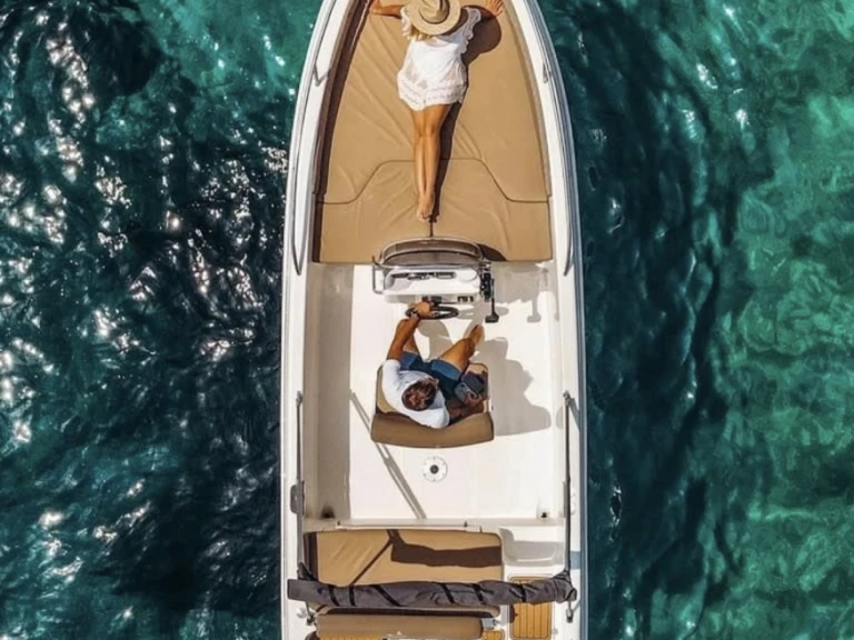 Pronájem lodi Skiathos lákavé ceny Ithaca