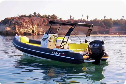 Pronájem lodi Chiavari lákavé ceny Miami23