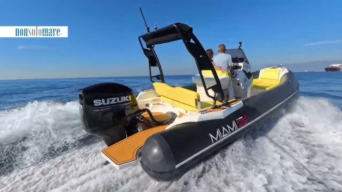 Pronájem lodi Chiavari lákavé ceny Miami23