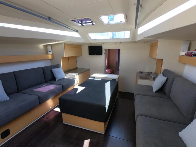 Pronajmout Plachetnice se skipperem či ne Vismara v La Spezia