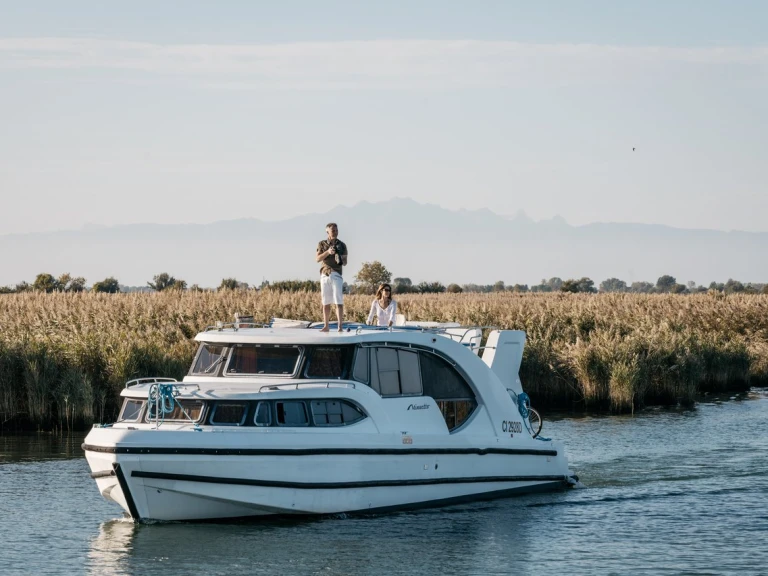 Pronájem Jachta v Casale sul Sile -Houseboat Holidays Italia S.R.L. Minuetto 6