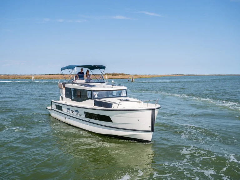 Pronájem Jachta v Casale sul Sile -Balt-Yacht Balt 37 Grand