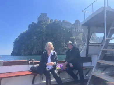 Motorová loď k pronájmu v Porto di Forio za nejlepší cenu