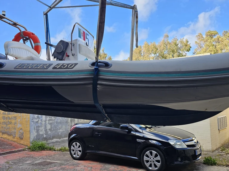 Pronájem lodi La Maddalena lákavé ceny Lancer 480