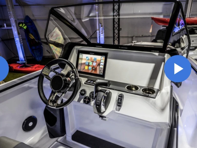 Axopar 22 Spyder jednotlivci a charterové společnosti v Split