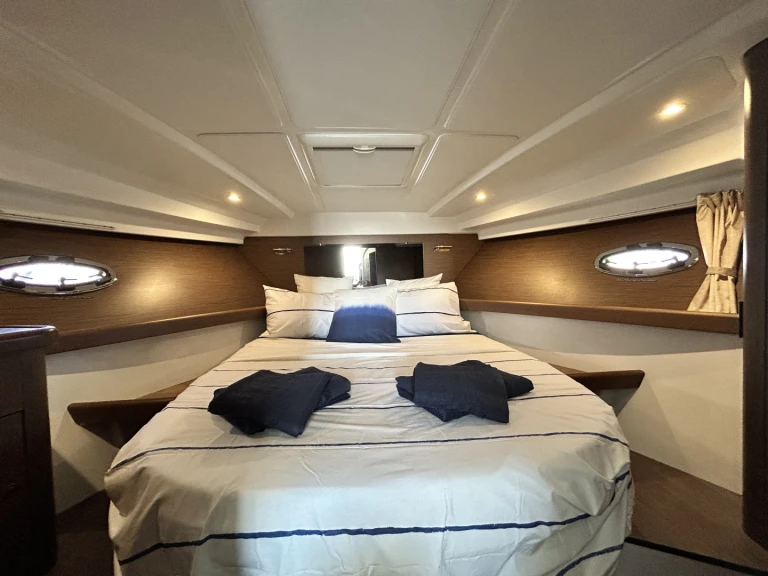 Pronajmout Jachta se skipperem či ne Bénéteau v Argeles