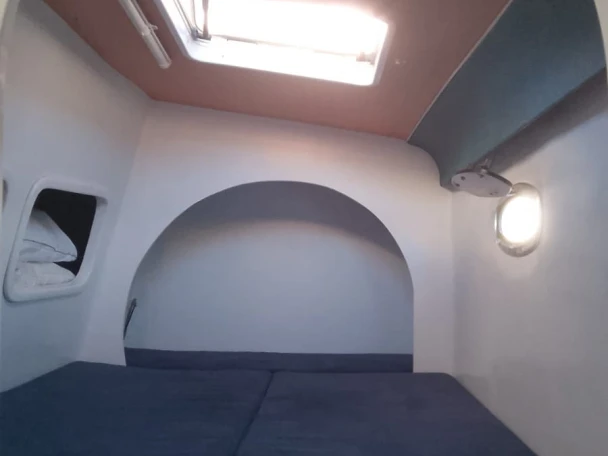 Pronájem jachty v Francie -Lerouge VIK 125 na Samboatu