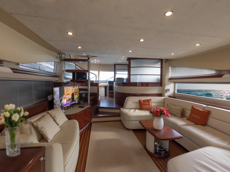 Pronájem lodi Castellammare di Stabia lákavé ceny Princess 67 Fly