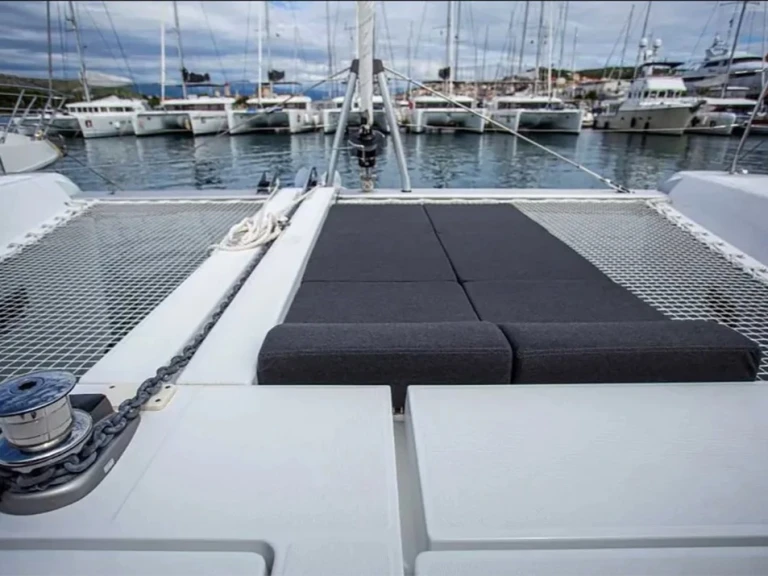 Pronajmout Katamarán se skipperem či ne Lagoon v Pescara