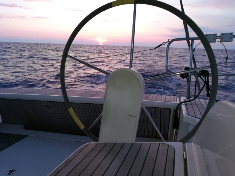 Pronájem lodi Agropoli lákavé ceny Cruiser 46