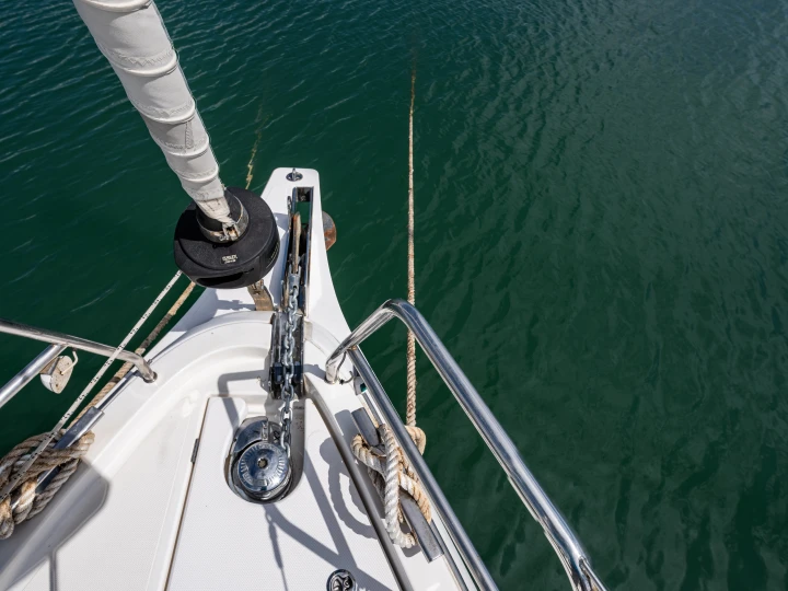 Pronájem lodi Bavaria Bavaria C38 v Nea Peramos na Samboatu