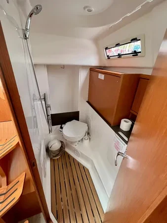 Bavaria Cruiser 34 jednotlivci a charterové společnosti v Punat