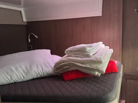 Bali Bali Catspace Voile jednotlivci a charterové společnosti v Portisco