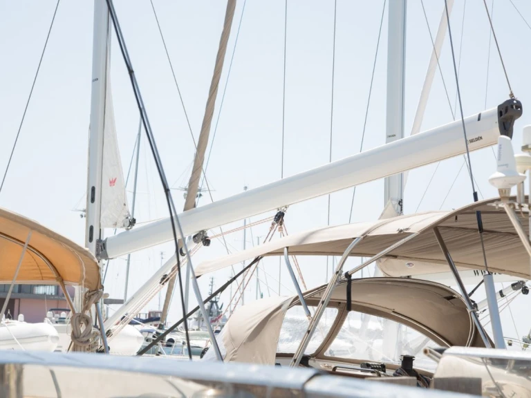 Bavaria Cruiser 51 jednotlivci a charterové společnosti v Portisco