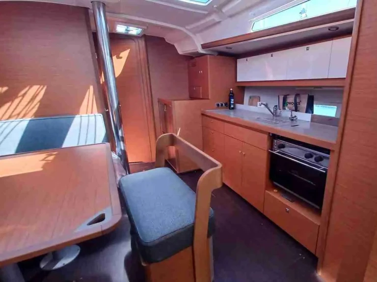 Pronajmout Plachetnice se skipperem či ne Dufour v Rodi Garganico