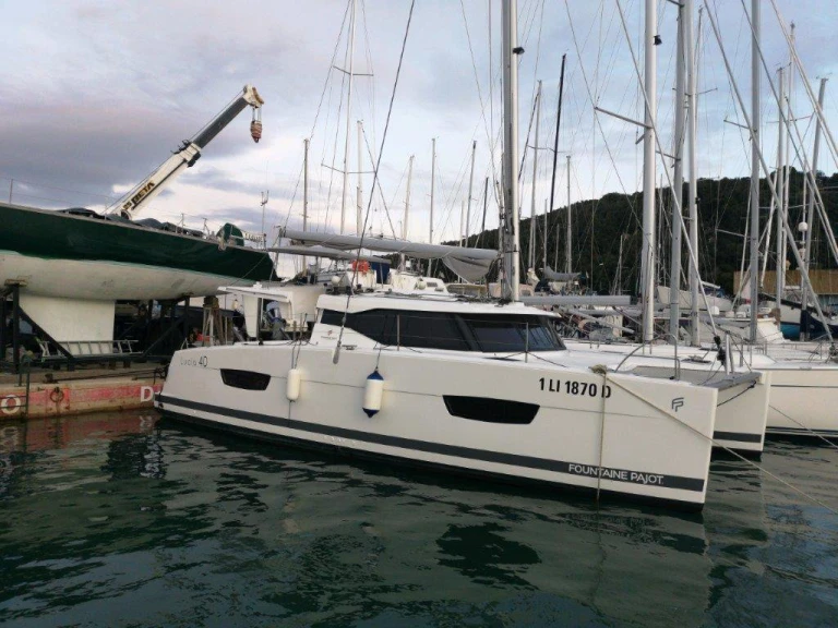 Pronájem jachty v Portisco -Fountaine Pajot Lucia 40 na Samboatu