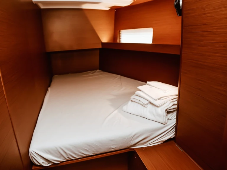 Pronájem lodi Punta Ala lákavé ceny Sun Loft 47