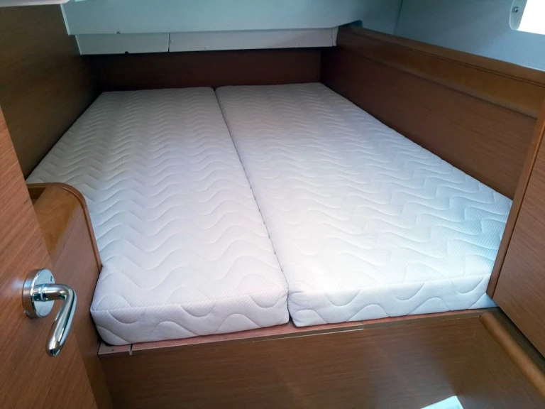 Plachetnice k pronájmu v Agropoli za nejlepší cenu