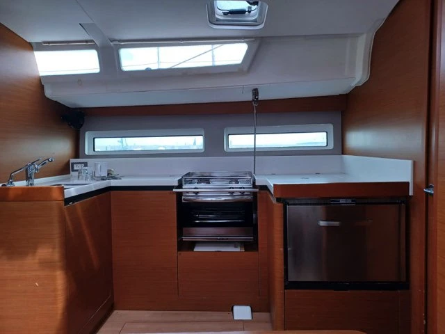Pronájem jachty v Portisco -Jeanneau Sun Odyssey 490 na Samboatu