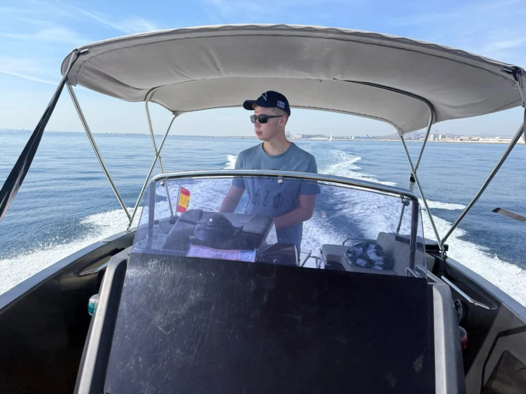 Pronájem Motorová loď v Alicante -Nuva Nuva M6 Open