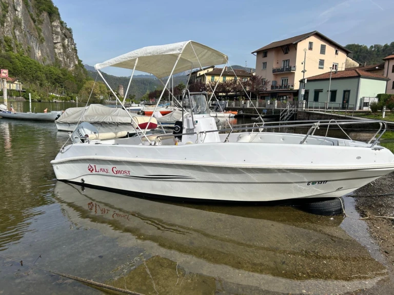 Pronájem jachty v Lavena Ponte Tresa -Bellingardo Sea Ghost na Samboatu