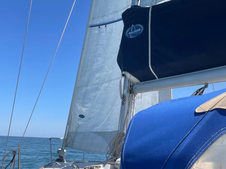 Pronájem lodi Bénéteau First 260 Spirit v Marina di Portorosa na Samboatu