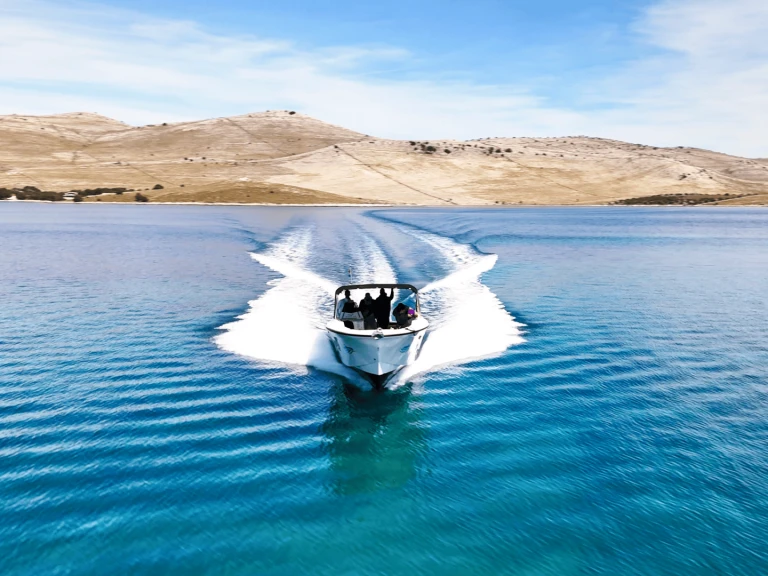 Pronájem lodi Zadar lákavé ceny Excursion 36