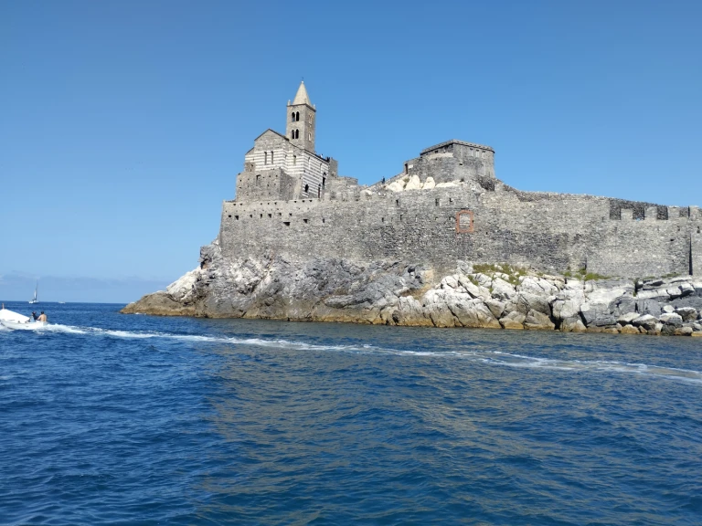 Pronajmout si Saver 750WA v Fezzano