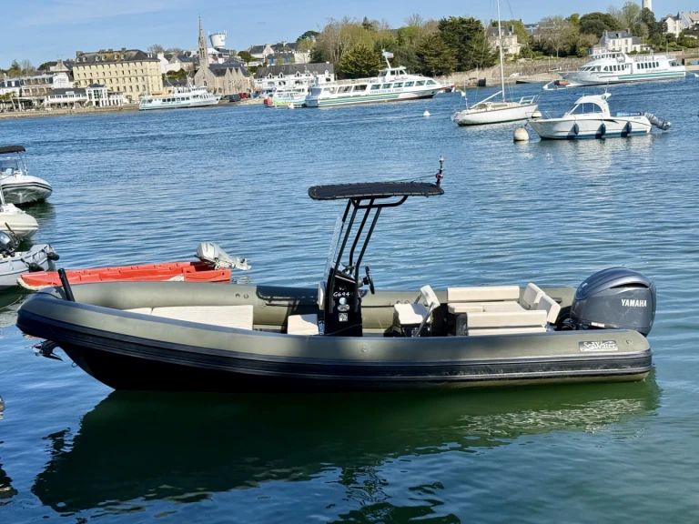 Pronájem lodi Combrit lákavé ceny Sea Water Phantom 230